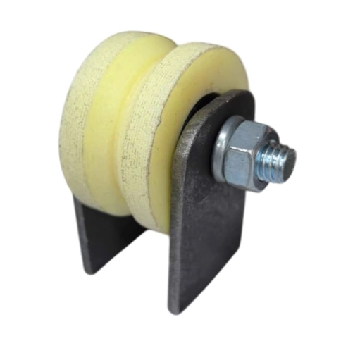 Ролик d40 мм Р2414 на пластинах под угол, капролон фото 1