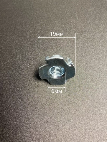 Гайка мебельная М6 крыльчатая врезная ОЦ DIN1624, 100 шт. фото 4